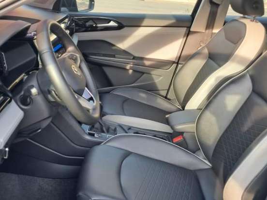 VOLKSWAGEN-TAOS-1.4 250 TSI TOTAL FLEX COMFORTLINE AUTOMÁTICO VOLKSWAGEN-TAOS-2025
