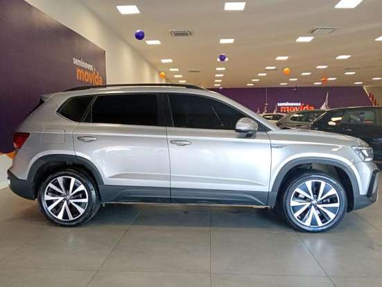 VOLKSWAGEN-TAOS-2025