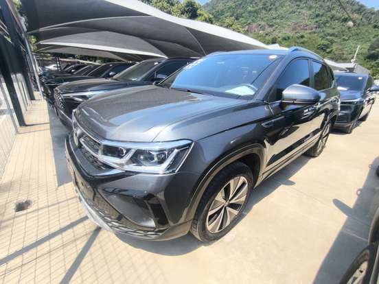 VOLKSWAGEN-TAOS-2022