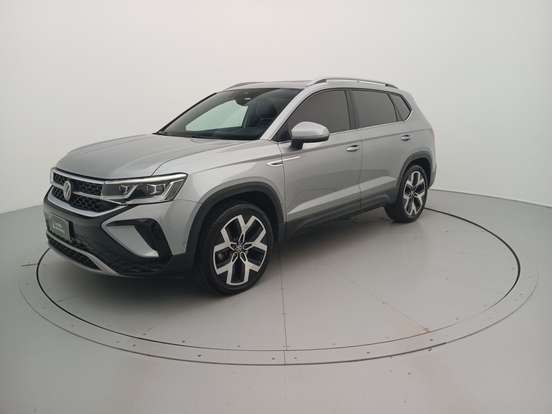 VOLKSWAGEN-TAOS-2024