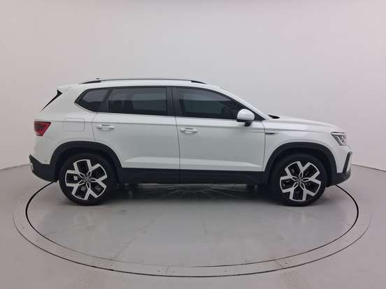 VOLKSWAGEN-TAOS-1.4 250 TSI TOTAL FLEX HIGHLINE AUTOMÁTICO VOLKSWAGEN-TAOS-2025