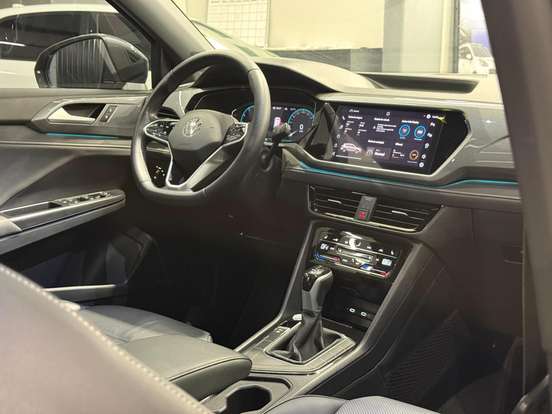 VOLKSWAGEN-TAOS-1.4 250 TSI TOTAL FLEX HIGHLINE AUTOMÁTICO VOLKSWAGEN-TAOS-2024