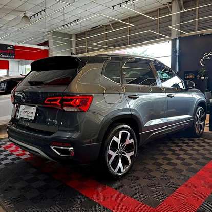 VOLKSWAGEN-TAOS-2024