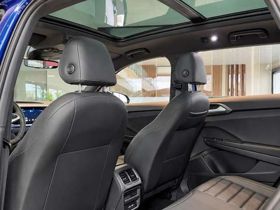 VOLKSWAGEN-TAOS-1.4 250 TSI TOTAL FLEX HIGHLINE AUTOMÁTICO VOLKSWAGEN-TAOS-2025