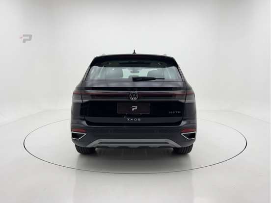 VOLKSWAGEN-TAOS-2026