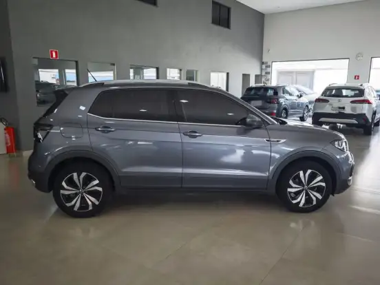 VOLKSWAGEN-T-CROSS-2023