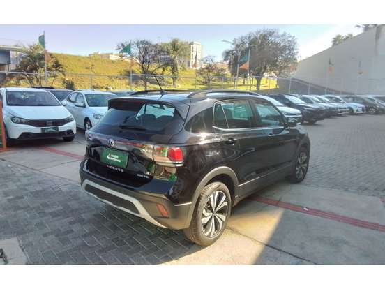 VOLKSWAGEN-T-CROSS-2025