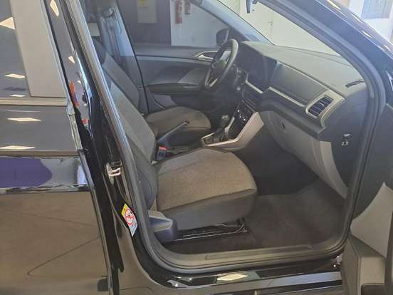 VOLKSWAGEN-T-CROSS-2025