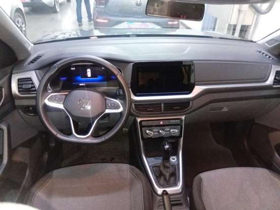 VOLKSWAGEN-T-CROSS-2024