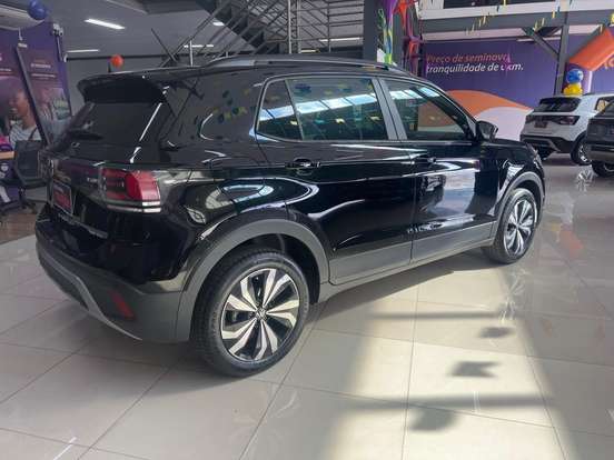 VOLKSWAGEN-T-CROSS-2025