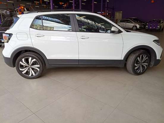 VOLKSWAGEN-T-CROSS-1.0 200 TSI TOTAL FLEX AUTOMÁTICO VOLKSWAGEN-T-CROSS-2025