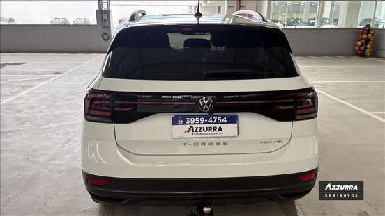 VOLKSWAGEN-T-CROSS-2022