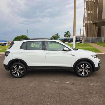 VOLKSWAGEN-T-CROSS-2019