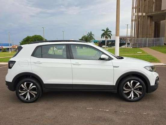 VOLKSWAGEN-T-CROSS-1.0 200 TSI TOTAL FLEX AUTOMÁTICO VOLKSWAGEN-T-CROSS-2019