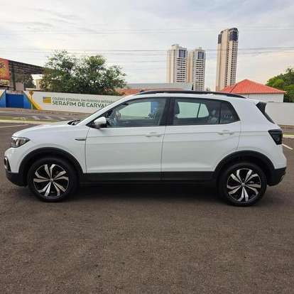 VOLKSWAGEN-T-CROSS-1.0 200 TSI TOTAL FLEX AUTOMÁTICO VOLKSWAGEN-T-CROSS-2019