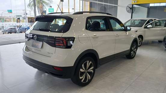 VOLKSWAGEN-T-CROSS-2023