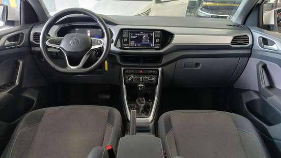 VOLKSWAGEN-T-CROSS-2023