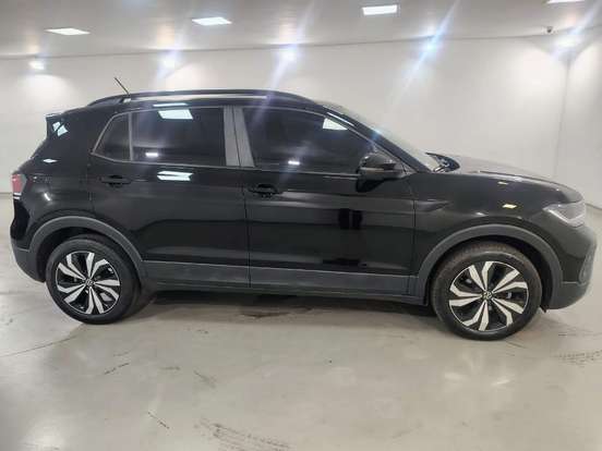 VOLKSWAGEN-T-CROSS-2024