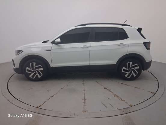 VOLKSWAGEN-T-CROSS-1.0 200 TSI TOTAL FLEX COMFORTLINE AUTOMÁTICO VOLKSWAGEN-T-CROSS-2024