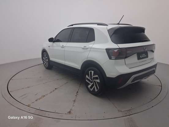 VOLKSWAGEN-T-CROSS-2024