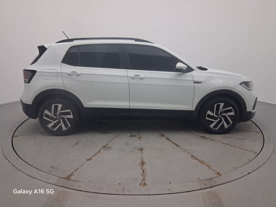VOLKSWAGEN-T-CROSS-1.0 200 TSI TOTAL FLEX COMFORTLINE AUTOMÁTICO VOLKSWAGEN-T-CROSS-2024