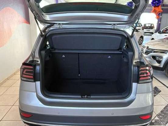VOLKSWAGEN-T-CROSS-1.0 200 TSI TOTAL FLEX COMFORTLINE AUTOMÁTICO VOLKSWAGEN-T-CROSS-2024
