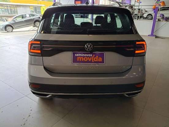 VOLKSWAGEN-T-CROSS-2024