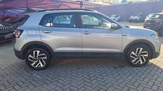 VOLKSWAGEN-T-CROSS-2025