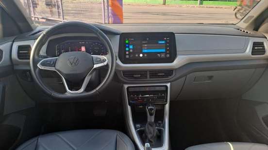 VOLKSWAGEN-T-CROSS-2025