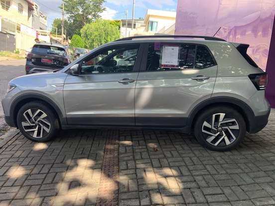 VOLKSWAGEN-T-CROSS-1.0 200 TSI TOTAL FLEX COMFORTLINE AUTOMÁTICO VOLKSWAGEN-T-CROSS-2025