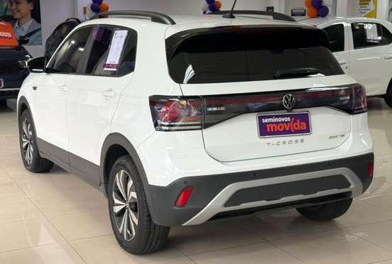 VOLKSWAGEN-T-CROSS-2025