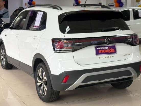 VOLKSWAGEN-T-CROSS-1.0 200 TSI TOTAL FLEX COMFORTLINE AUTOMÁTICO VOLKSWAGEN-T-CROSS-2025
