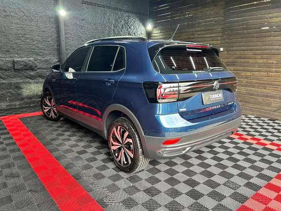 VOLKSWAGEN-T-CROSS-2023