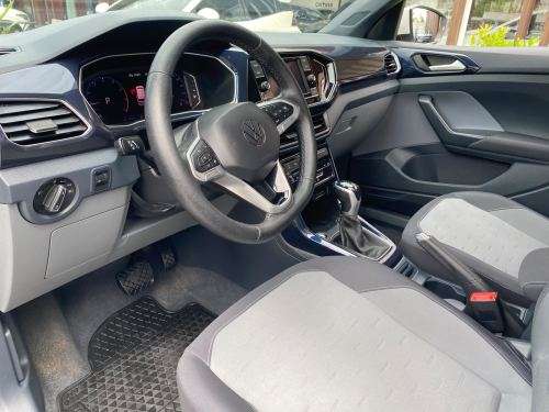 VOLKSWAGEN-T-CROSS-2023