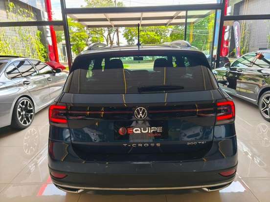 VOLKSWAGEN-T-CROSS-2022