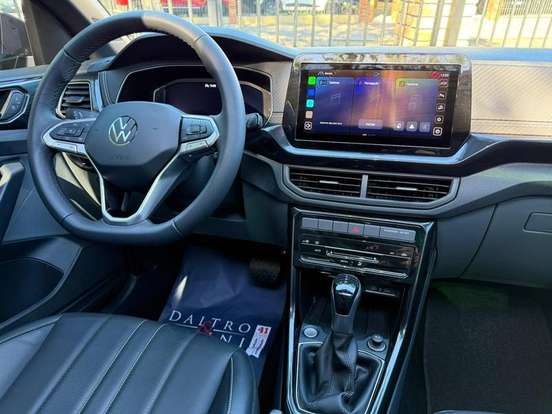 VOLKSWAGEN-T-CROSS-2025