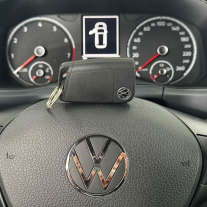 VOLKSWAGEN-T-CROSS-2024