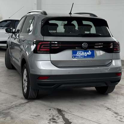 VOLKSWAGEN-T-CROSS-2024