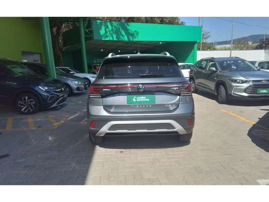 VOLKSWAGEN-T-CROSS-2024