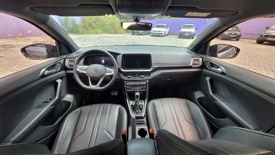 VOLKSWAGEN-T-CROSS-2024