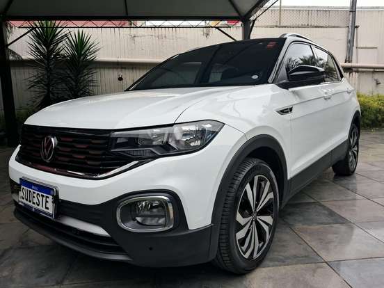 VOLKSWAGEN-T-CROSS-2021