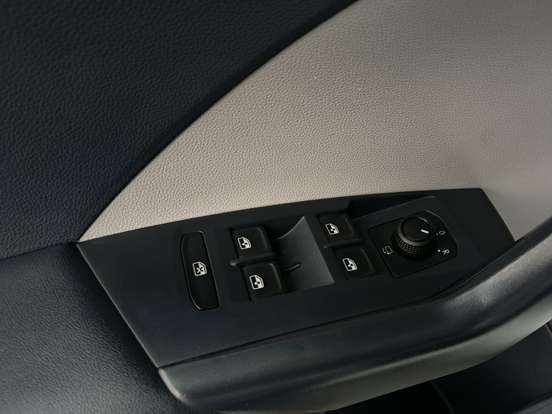 VOLKSWAGEN-T-CROSS-2021
