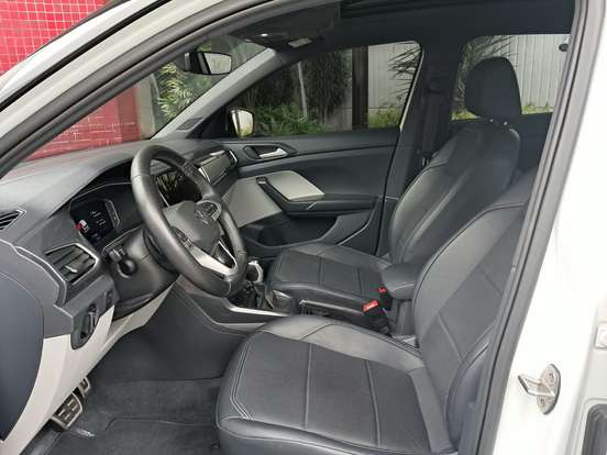 VOLKSWAGEN-T-CROSS-1.4 250 TSI TOTAL FLEX HIGHLINE AUTOMÁTICO VOLKSWAGEN-T-CROSS-2021