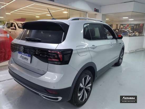 VOLKSWAGEN-T-CROSS-2022