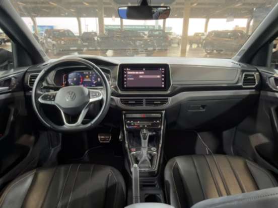 VOLKSWAGEN-T-CROSS-1.4 250 TSI TOTAL FLEX HIGHLINE AUTOMÁTICO VOLKSWAGEN-T-CROSS-2024