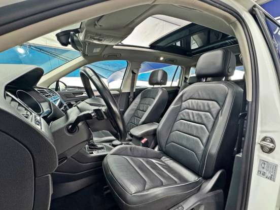 VOLKSWAGEN-TIGUAN-2019