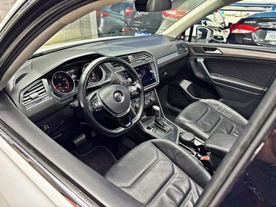 VOLKSWAGEN-TIGUAN-2019