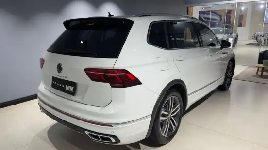 VOLKSWAGEN-TIGUAN-2024
