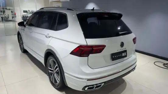 VOLKSWAGEN-TIGUAN-2024