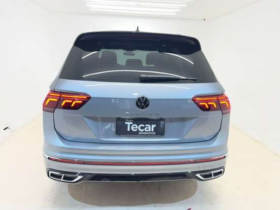 VOLKSWAGEN-TIGUAN-2.0 300 TSI GASOLINA ALLSPACE R-LINE AUTOMÁTICO VOLKSWAGEN-TIGUAN-2024